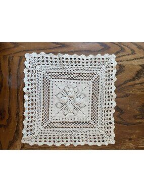 Handmade Vintage Crocheted Square Lace Doily 14” Ivory Floral Pattern